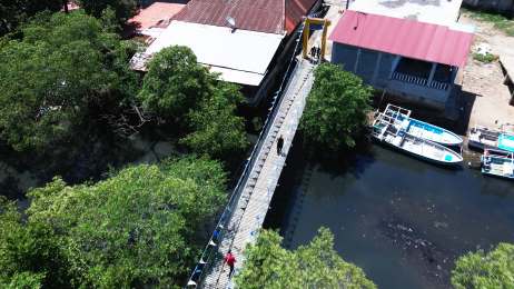 Bladex reconstruye puente en Puerto Caimito, Panam
