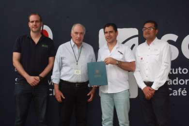 Alianza entre Nestl y el ISC fortalece el futuro del caf salvadoreo