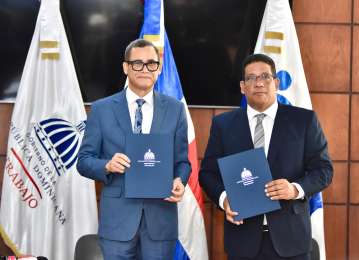 Condicionan contratos pblicos al respeto de derechos laborales y seguridad social en Repblica Dominicana