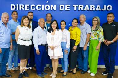 Laboratorios Velrus y SEFAS firman histrica Convencin Colectiva tras mediacin del Mitradel