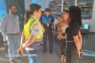 Garantizan acompa�amiento laboral durante transici�n en los puertos de Balboa y Crist�bal, en Panam�