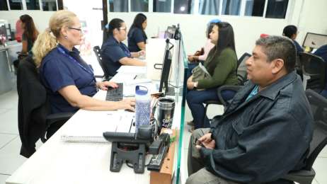 �Lunes de Empleo�: estrategia que acerca oportunidades laborales cada semana en El Salvador