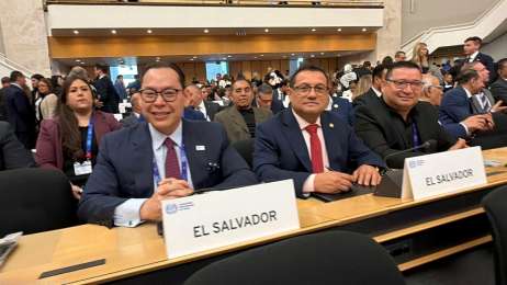 El Salvador sale de la lista corta de la OIT tras avances en derechos laborales