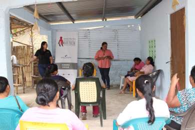 Capacitan en autoestima a mujeres coclesanas