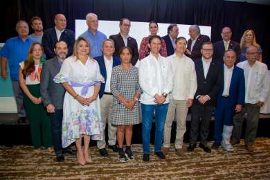 Acuerdan impulsar el crecimiento y sostenibilidad del sector turstico de Panam