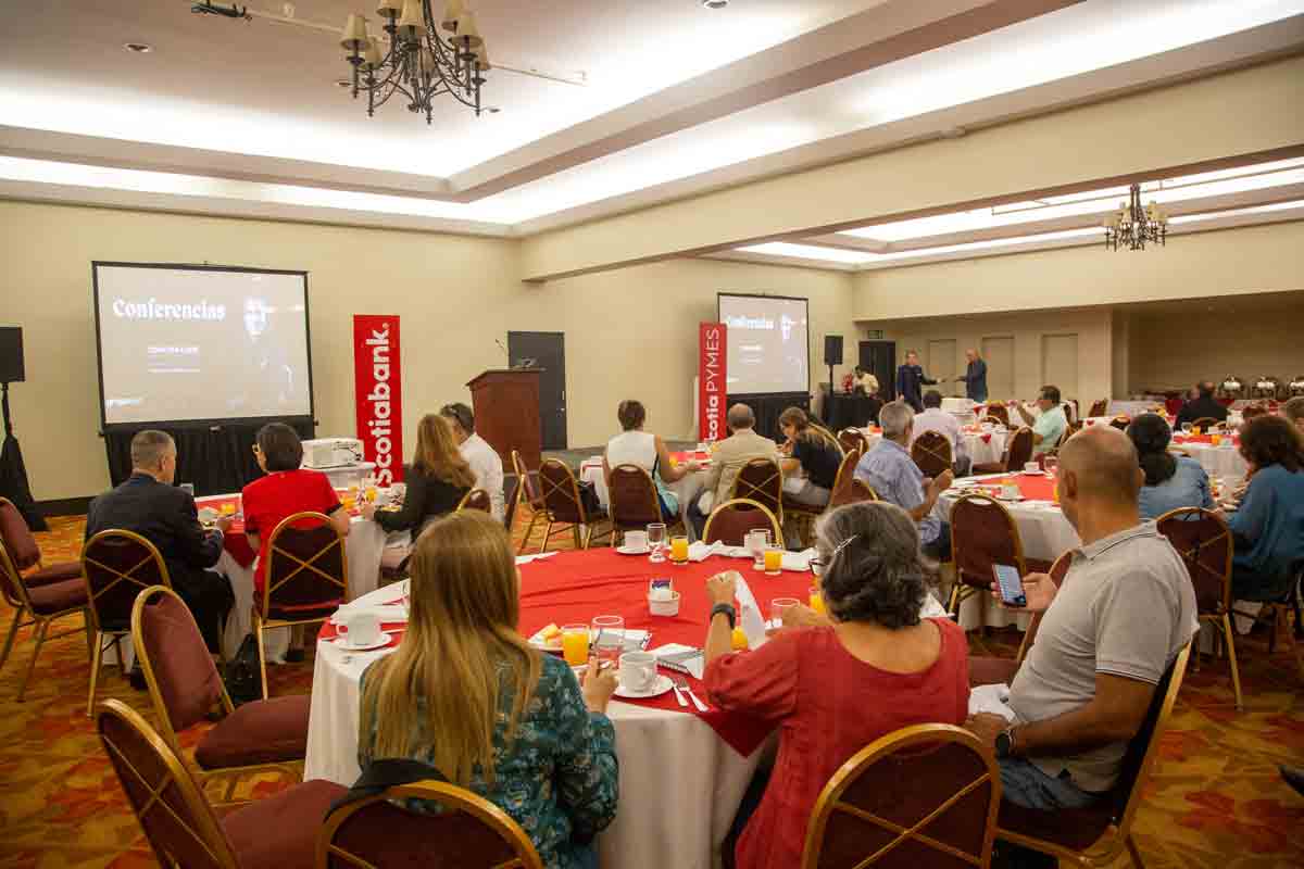 Scotiabank capacitó a más de 200 empresarios Pyme en Costa Rica y Panamá