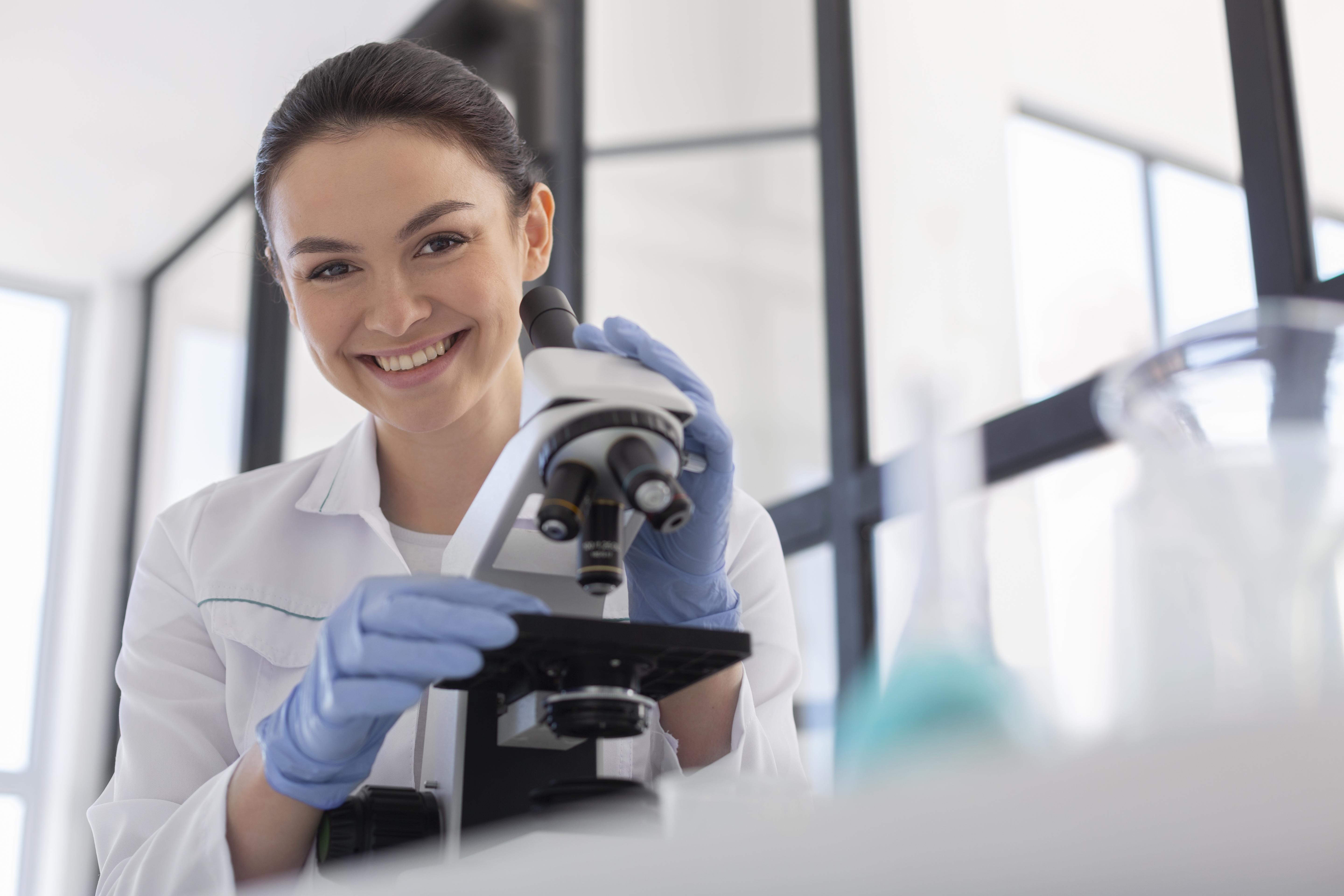 Encuentro Anual CONSTELAR 2022 propiciar un espacio para incentivar a mujeres a emprender en las reas STEM